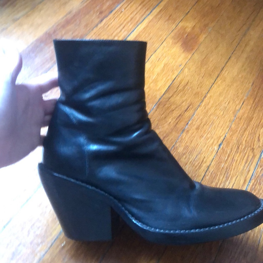 Ann Demeulemeester Black Leather Ankle Boots